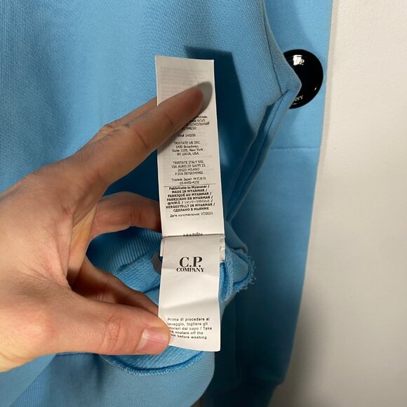 NWT C.P. Company Diagonal Raised Fleece Lens Crewneck Blue mens size medium - Picture 10 of 12